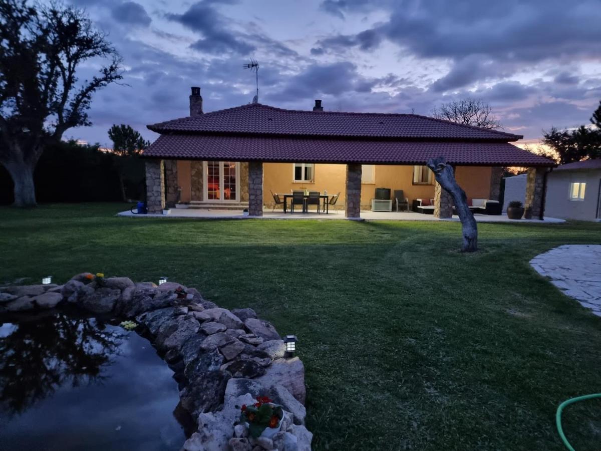 Villa Pancorbo Velayos Ngoại thất bức ảnh