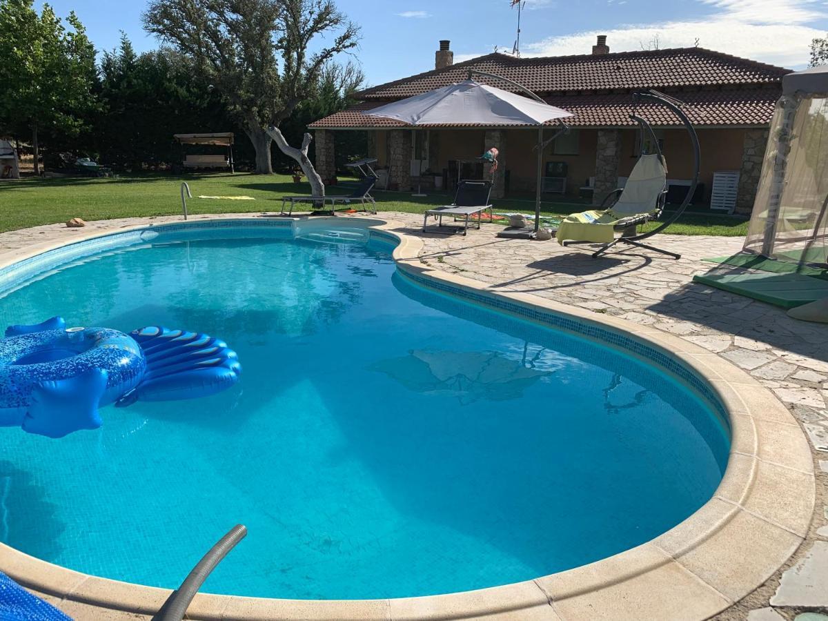 Villa Pancorbo Velayos Ngoại thất bức ảnh